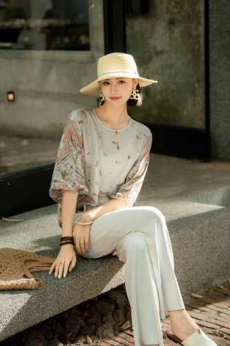 系列补单款继续加单出货蝙蝠袖真丝印花上衣禾家花色高定特调色满满大牌感品质做工码数Smlxl