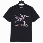 Arc’Teryx始祖鸟25Ss胸前彩色Logo小鸟印花短袖 进口印花机数码印花工艺！ 采用原板独家定制260克32支双纱纯棉面料 质感非常柔软舒服 100%区