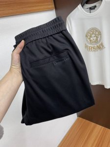 迪奥 2025春夏季新款 最新100%高端液氨棉休闲裤 采用 液氨双面爆款面料 独家定织面料 面料棉感十足 上身超级舒服 扎实用料100%精梳长绒棉 用高端提花