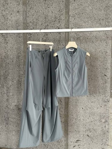 ys New Summer Collection 科技面料 夏季 轻薄透气 颜色超高级 一套穿特好看 Sml