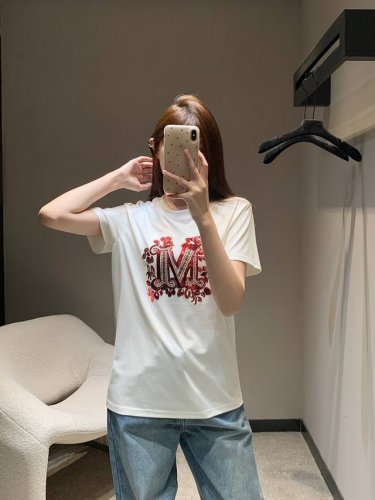 maxmar* 25Ss春夏新款 珠片绣烫钻圆领短袖T恤丨独家高版出品！精致常规版型上身巨显瘦！时髦精必备单品解锁所有穿搭！经典单品时髦又高级，版型百搭不挑人！