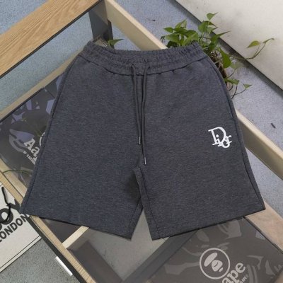 款号 Zsf7025 高版本 2025新款Dior迪奥刺绣字母蜘蛛图案Logo绣花休闲情侣短裤五分裤 以经典色调诠释百搭美学 松紧腰搭配抽绳设计 穿脱便捷且贴合