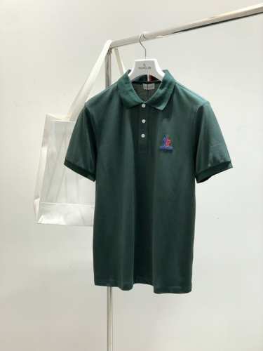 moncler 蒙口，2025夏季最新品，专柜同步有售，原单狠货，时尚休闲翻领短袖T恤，上身舒适！吸睛而有亮点，采用进口原版面料，顶级刺绣工艺字母图案Logo，