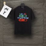 款号：A174 路易威登 Lv前后Logo短袖T恤男女时尚同款 2025Ss新款纯棉双纱 定制面料采用威化布织法，超高端针织工艺，版型紧致立体，顺滑，上身舒适透