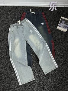 Adidasbalenciaga联名款牛仔裤美式复古拼接竖纹时尚百搭简约休闲直筒水洗做旧男女同款 - 还在寻觅能让你在人群中脱颖而出的时尚神裤？Adidasba