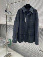 Balenciag 25Ss新款格子宽松外套 特定的高级而舒适 ，工艺系数难度超级大！全方位对位对格，简直就是件艺术品！胸前口字母刺绣 简约裁剪创新的风格是明星