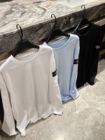 石头岛基础长袖T上新 价格： 5运费费 货号：2378 颜色：黑色丨白色丨baby蓝 尺码：S-XL SML XL码 衣长71-72-73-74 胸围108-1