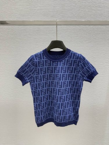 f家 早春新款 圆领字母针织短袖 颜色：蓝色 尺码：36.38.40