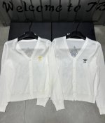 新品上线 款号:27362# #Cd后五角星开衫实拍图