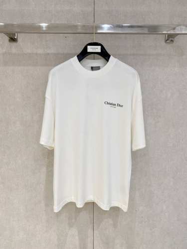 dior Homme 迪奥 桀傲 新款短袖Yyds 日常出门闭眼搭 定制纯棉弹力棉面料短袖T恤 魅力在于创造了简约奢华感的时尚,随意搭配感受英式风格独特气质.