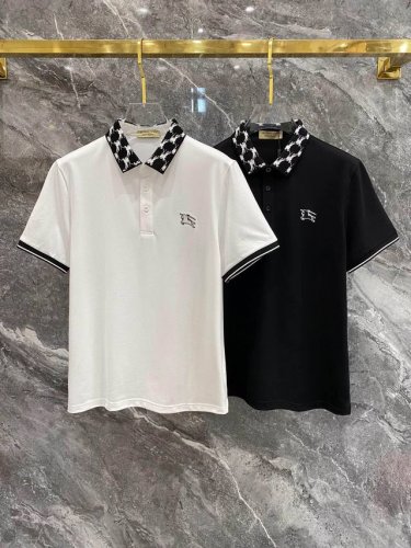 巴宝莉25Ss新款春夏短袖翻领T恤polo，最高版本客供定制高端朱地面料简单时尚款，螺纹战马螺纹激光配色超级好看！胸前刺绣战马经典Logo简单大方的款式！满满的