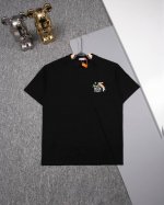 p100Loewe 罗意威 圆领短袖T恤 走秀款个性前后字母Logo刺绣标识 官方同步 1:1原版开模 时尚个性 百搭潮流 纯原品质 原版洗水面料 吊牌 领标