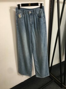 款号20253060 Ysl*新款 Logo刺绣口袋 不规则皱纹提花纹高腰直筒牛仔长裤 白色 黄色 蓝色 S-Xl M码 腰围70 长107