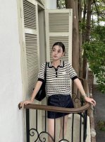 Miumi* 25Ss春夏新款 超薄镂空针织短袖上衣丨独家高版出品！小翻领版型搭配金扣 上身就是高知千金感 时髦又百搭 版型不挑人上身巨显瘦！百搭减龄又时髦！现