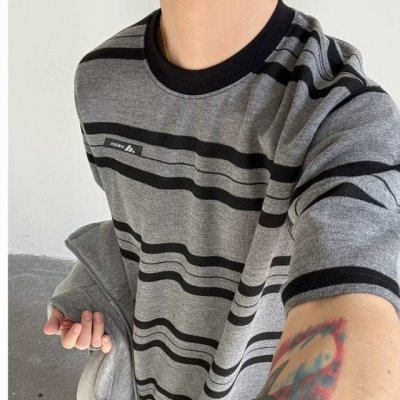 adidas阿迪达斯 高品质绣标高密订织双纱提花条纹T恤短袖情侣款 Color: 条纹 Size: M-Xl M 肩宽57 胸围116 衣长70 Cm L 肩宽