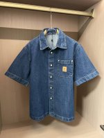 p390 1V 秀场员工制服短袖衬衫，一直以来Lv的员工服都备受关注除了完全不低于主线的设计和制造还有数量极少不售卖的属性 让其更加遭到粉丝们的哄抢和收藏日产竹
