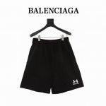 balenciaga 巴黎世家 安德玛联名刺绣徽标短裤 面料采用定制380克毛圈面料 订染颜色后整蚀毛处理 对照原版做丝滑超柔处理 布面肌理股线清晰明显 垂感一