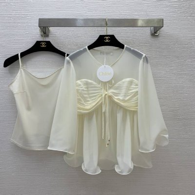 款号G25040916 Chloe新款 高端定制真丝混纺面料、夏季必备仙女穿搭 气质甜美压褶拼接性感透视纱木耳边设计七分袖百搭P！杏色、粉色、36.38.40.