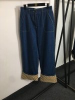 款号20252424 Gucc*新款 老花Gg提花时尚卷裤脚直筒牛仔长裤，蓝色，Sml， M码；腰围76，长113