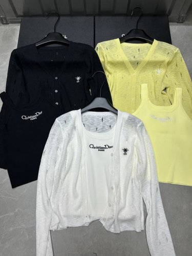 新品上线 款号:27583# #Cd蜜蜂做破两件套实拍图