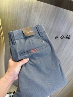 Lp诺悠翩雅 休闲裤 西裤 九分裤 2025Ss春夏新款 高级定制裤子专用面料 定制原版五金 重工工艺打造 车工走线精细 定制面料 柔软舒适 质感显著 辅料精美