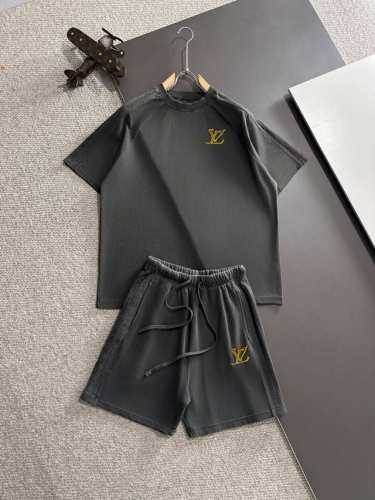 隔天出货 Louis Vuitton 路易威登 高品质 2025春夏新款松紧带休闲重工水洗套装，蜡染牛肚吸汗透气，专柜定制面料 透气舒适度高，细节无可挑剔，品牌