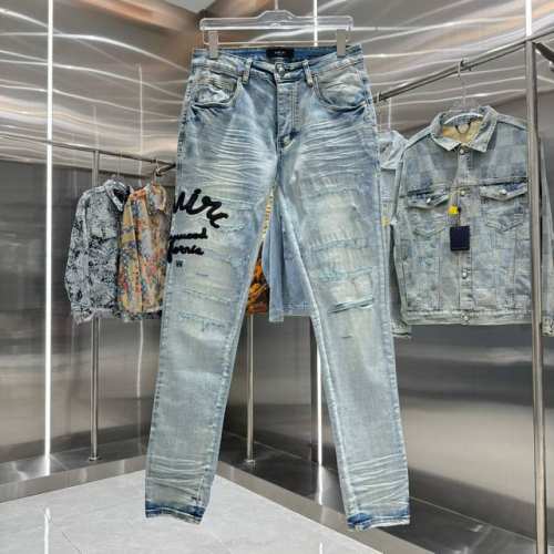 amiri 破洞字母刺绣街头潮流修身小脚弹力牛仔裤 颜色 浅蓝色 码数 30 32 34 36 38