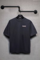 Aeniaa 可乐刺绣短袖T恤 克重240 面料柔软 工艺洗水处理 采用进口田岛刺绣机刺绣 字母清晰 宽松版型 男女同款 尺码 Xs S M L 编号 0508