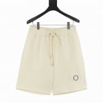 moncler 蒙口 25Ss 侧边字母Logo及后口袋徽章刺绣短裤 采用重磅透气层面料 定织定染 高克重混纺科技面料 松紧弹力腰部抽绳 侧边插手袋 裤侧立体刺