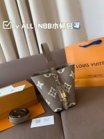 Lv All Lnbb水桶可调节肩带，充欲空间成就日常佳选 尺寸17*18