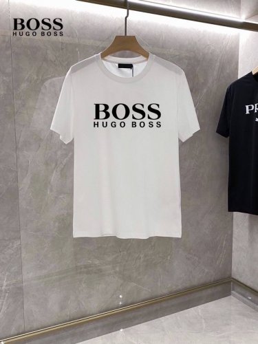 Boss 2025最新男士高端好货，胸前字母徽标印花图案增添活力感！最经典一目了然的干净与纯粹的结合.必入款推荐！选用双股丝光面料制成 纹理清晰，尽显高端奢华品