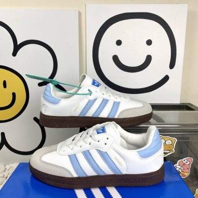 德训Hy009白月 Adidas Originals Samba Og 轻松脚感 低帮板鞋 男女同款 尺码36-44