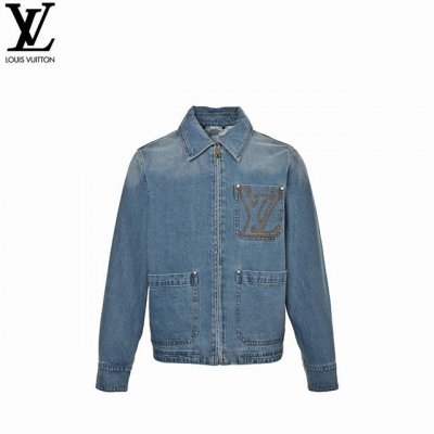 Louis Vuitton 路易威登 25Ss 口袋刺绣拉链牛仔外套 胸袋刺绣 Lv 标识 浅蓝色渐变牛仔洗水 后部呈现 Damier 正绒面革标签 标识铭纹珠