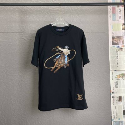 A71 Louis Vuitton路易威登Lv 采用300足克面料 西部赛马 刺绣工艺 宽松版型 男女同款短袖 独家专供新款原单休闲短袖 高端定制 高版本 时尚