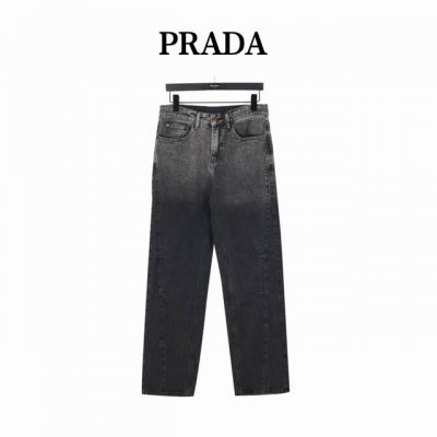 prada 普拉达后袋三角标解构阔腿牛仔裤 今年为止做的最牛逼的牛仔裤，重度水洗工艺，暗藏玄机的细节非常多，这次主推的裤子无论是版型还是上身都太完美，不如去做2
