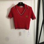 款号20252962 Celin*新款 Logo皮标翻领短袖麻花针织衫上衣 米白色 红色 均码 胸围80 袖长19 长46