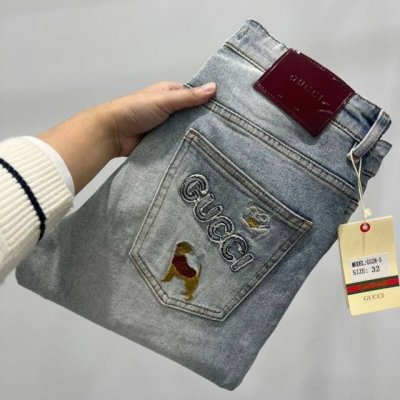 顶级版本 2025春夏欧洲专柜新款 超A代购级别海外贸易公司订单货源，顶级原单高端男士定制时尚修身小直筒牛仔裤。，528～5 颜色：图片色 尺码：29-40 面