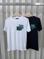 dg25 Sst新品春夏首发专柜 品相完美 最新款短袖圆领T恤高端订制 设计前卫时尚！品牌Logo重工艺设计 高端定制长绒欧棉180克面料 手感柔软.穿着舒适.