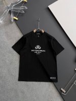2025独家 新品！Dg*爆款工艺 美国杜邦公司所罗纳面料黑科技 爆款现货春夏短袖，简约基础衣橱神器， 休闲百搭必备款 做工走线质感一流，两色推荐 修身版型码数
