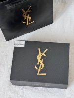 配打包箱 #一份礼盒，三重欲望，不只是梳妆台上的巴黎艺术，更是暗藏心意的终极浪漫，以金箔为笔，为魅力加冕，臻享高定礼盒，集结明星奢品# Ysl小金条四支装口红礼