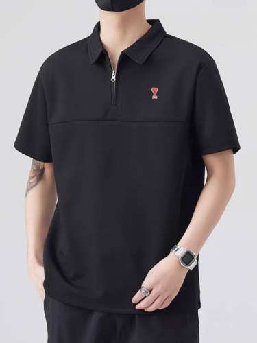 Ami 艾米 海外拉链翻领爆高克重polo！！时尚品味的拉链设计！！春夏不可缺少的时尚搭配New Arrivals！ 时尚品味的拉链设计！！ 胸前打断拼接处理是特别亮眼的！！ 基础
