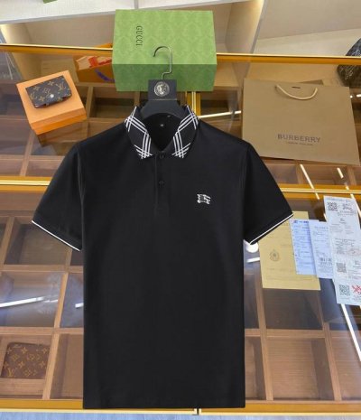 巴宝莉 2025Ss夏季新款字母Logo男士翻领polo衫！经典商务男款，高端男装的天花板级别的商务男款！简约时尚大气不失优雅，单穿内搭体面过人，品质控 细节控