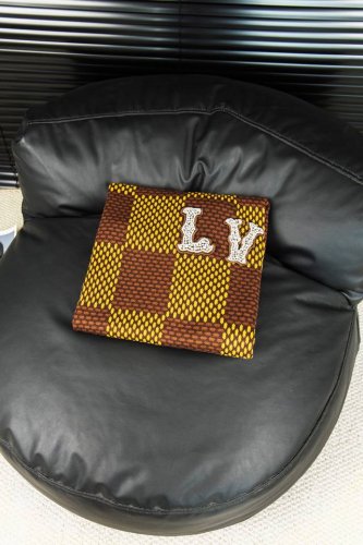 110 顶级版本-款号W45 louis Vuitton 路易威登 菲董设计施华洛世奇水钻刺绣短袖T恤 - Louis Vuitton法国路威酩轩集团-Lvmh