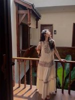 夏季上新 腰果花拼接蕾丝是整件裙子的点睛之笔，胸口民族风排扣，增加挡片 不担心走光 有安全感 旅行穿搭的不备之选。一色S-Xl