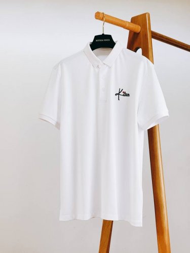 kiton 基督恩 2025Ss春夏新品 渠道的精品狠货！！！ 今年最好看翻领T恤 闭眼入！ 客供定制六角珠地面料打造 满足各种品质控 细节控 这样的分量与价值
