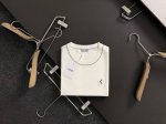 P210 Dir*修身版型M-Xxxl 2025秋款顶级进口私货，高端贴布绣Logo领口提花纯色百搭经典款伊力特短袖，时尚百搭针织短袖专柜款时尚不失奢华 品质毋