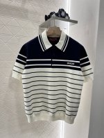 gucc*2025新品上架 条纹撞色针织短袖 定制Yb全棉纱线织造 柔软舒适 洋气显瘦 翻领polo针织短袖剪裁 常规版型穿出慵懒休闲姿态 肩膀以上黑色拼接胸口