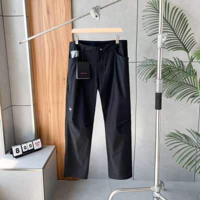 刺绣版本 Arc'teryx始祖鸟 Creston Sv Pant 防风 男子 软壳长裤 Arc'teryx 始祖鸟 的Creston Sv Pant是一款专为