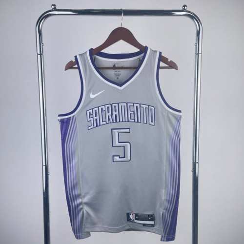 70 款号:S64 顶级刺绣版本 Nike Nba23赛季 国王队 5号 城市限定版 福克斯球衣 官网同步上新 新款选定各路大神上身同款 刺绣背心 字母和英文采