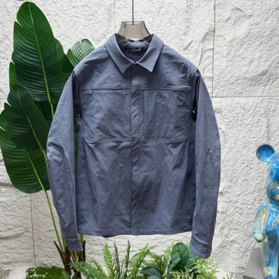 黑色 蓝色 始祖鸟Cronin Cotton Overshirt｜无界探索者的都市铠甲** *#冲破桎梏定义新锐风格** 源于加拿大顶级户外基因，Cronin